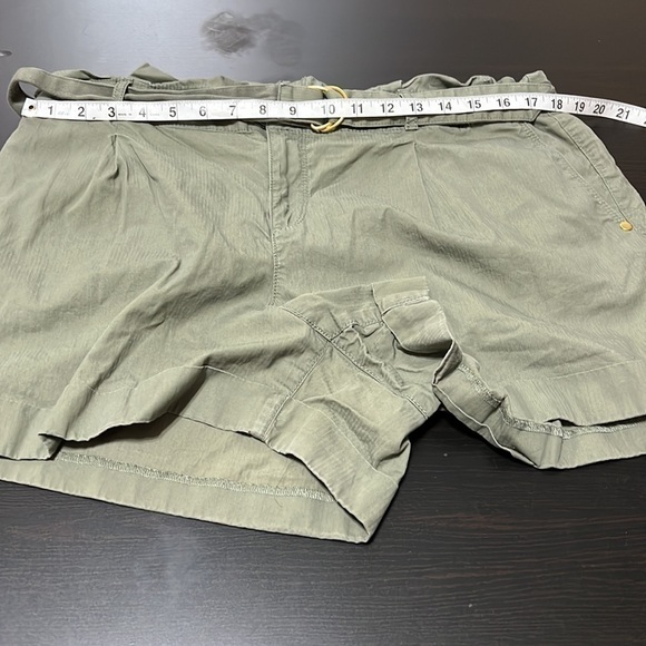 Loft paper bag shorts with belt - Picture 3 of 6